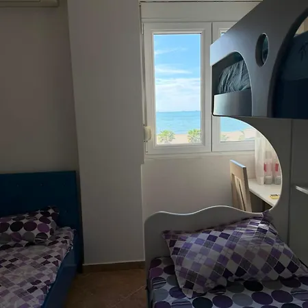 Sea View *
